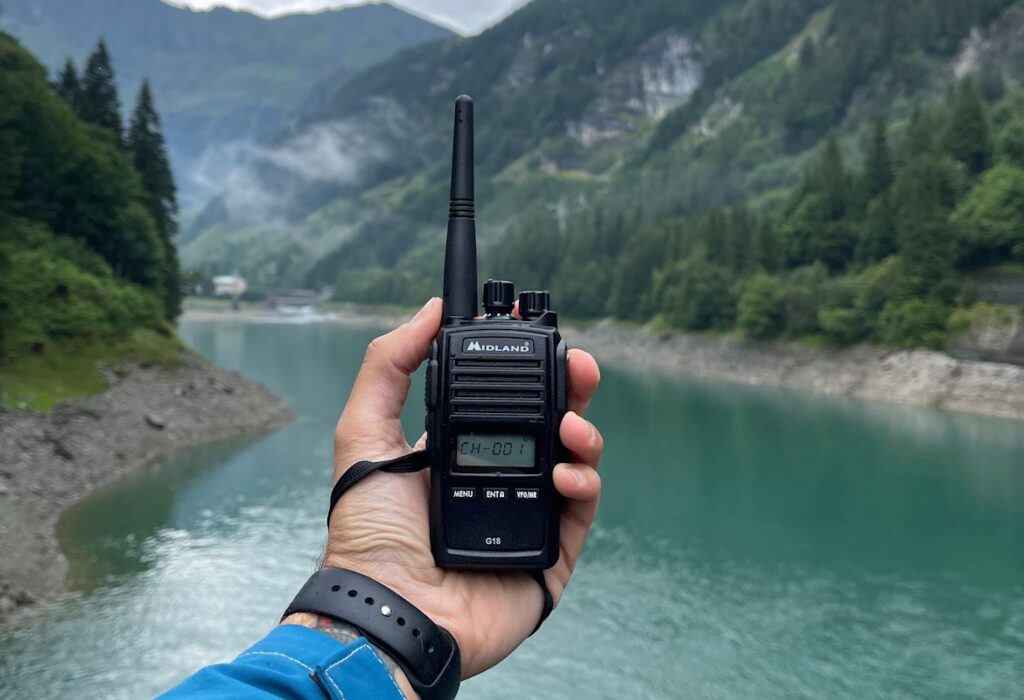 Gear Rental 28 WALKIE2